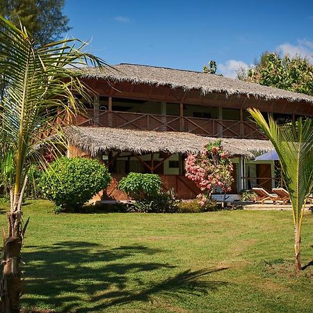 Villa Milena Nosy-Be エクステリア 写真